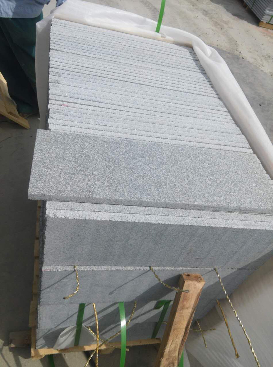 G343 Grey Granite
