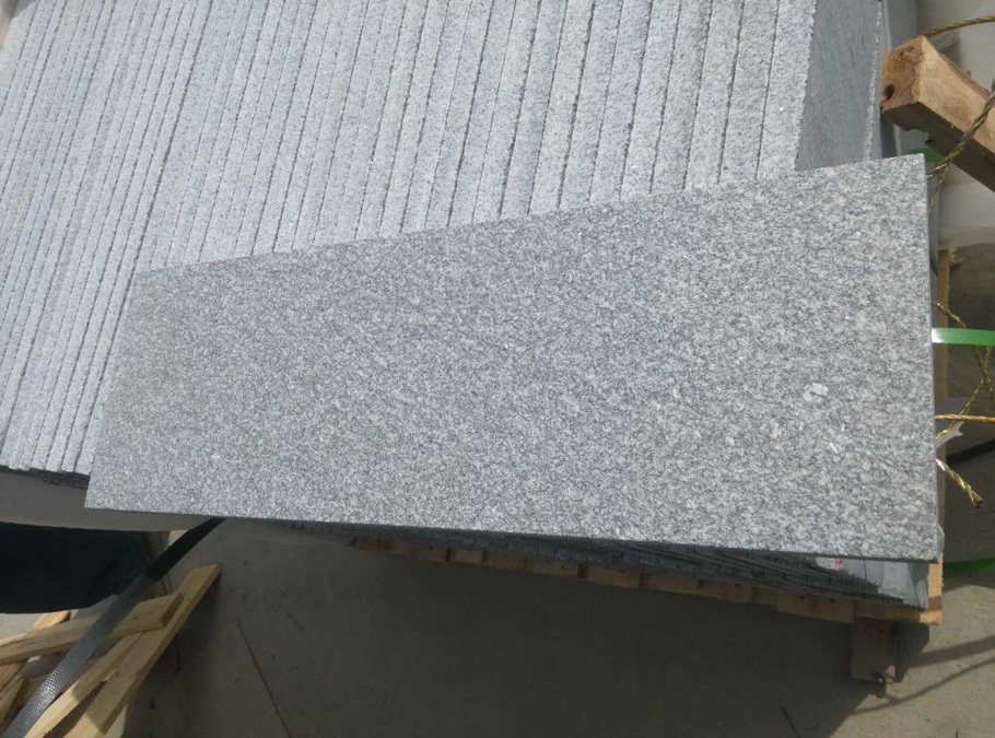 G343 Grey Granite