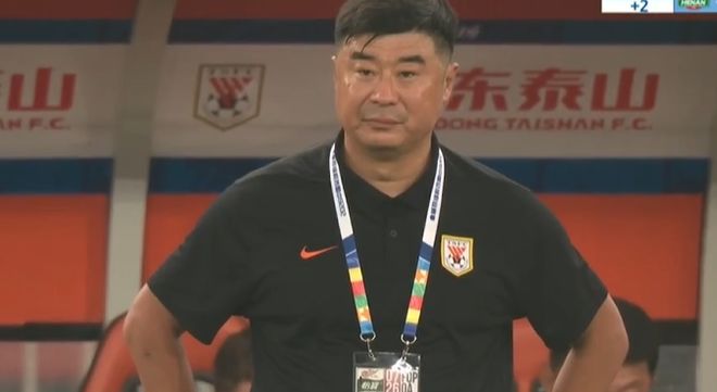 黄泽林成中国一哥迎首场败仗,郑钦文美网换装紫气东来变鸿运当头