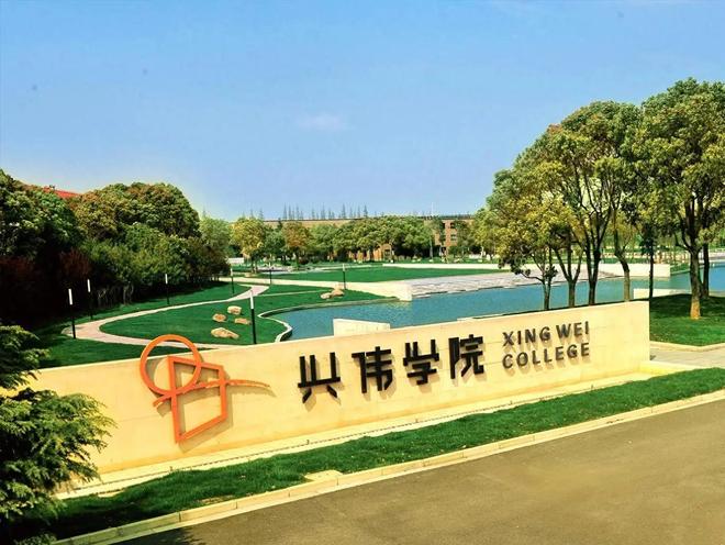 媒体人：上海久事与李弘权达成两年C类合同，到期承诺D类顶薪