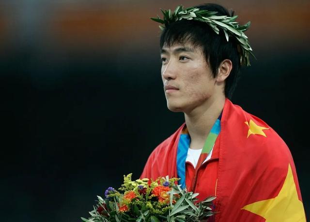 重磅消息！中国女篮宣布新决定，杨舒予陈明伶归队，热身赛有看点