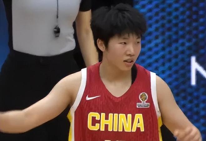 3分险胜！张子宇19分钟轰24+11，杨舒予12+6盘活全队，宫鲁鸣放心