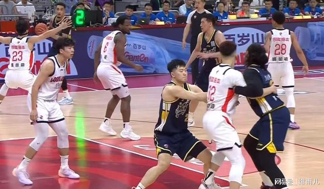 上海海港达成中超800球里程碑，武磊168球领跑队史