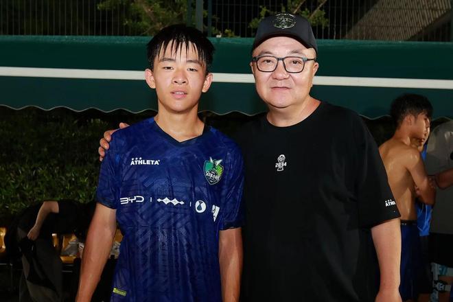 彻底撕破脸！郎平点赞炸穿舆论，与中国排协矛盾全面公开化