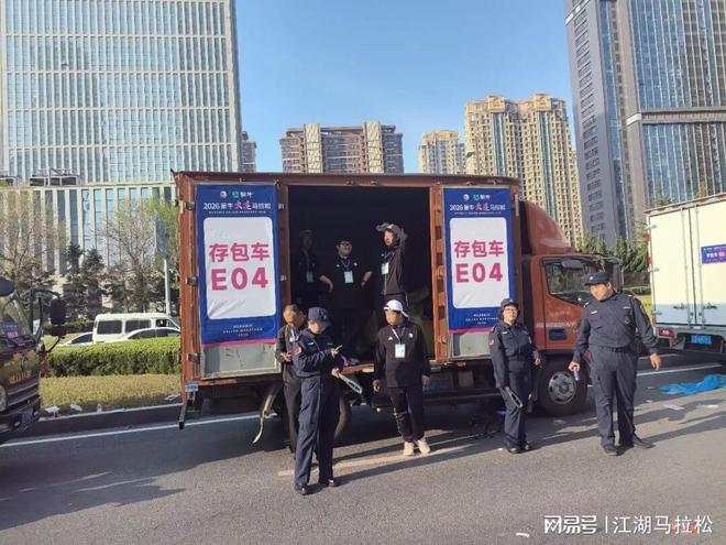 中国女篮最新大名单揭晓，宫鲁鸣淘汰爱徒，韩旭李月汝三主力缺席