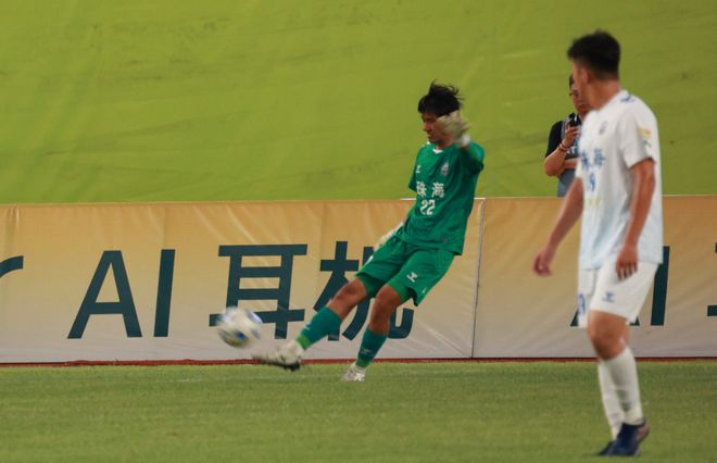 和明日之星共同站上决赛赛场,牵手球童免费招募啦!