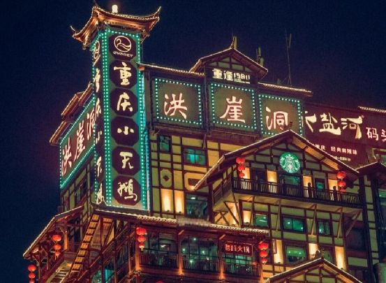 炸裂!亚航排泄事件后续:阿姨自曝原因,目击乘客发声,厕所就在5米远