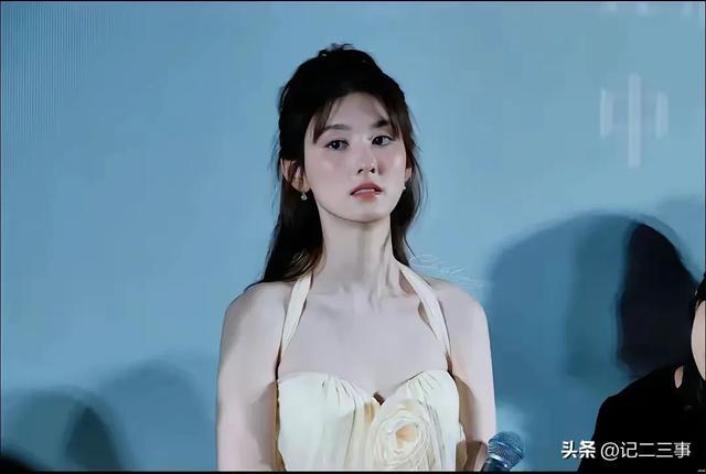 投射能力太差!女篮4主力21中3,命中率14%,球迷:115天练了啥?