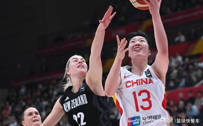 10连胜联盟第一!山猫险胜狂热 女库里状元创WNBA双历史第一