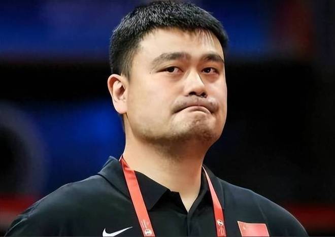 为何魏震罚点?穆斯卡特:因为他上场罚进了,所以继续让他踢
