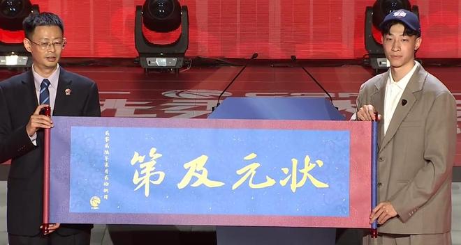 毁掉熊某的,不是男童一家,人民日报两度发声,幕后推手麻烦大了