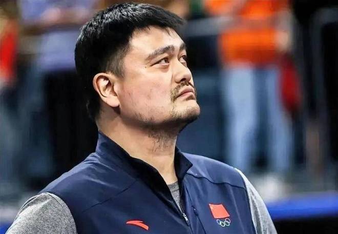 为何魏震罚点?穆斯卡特:因为他上场罚进了,所以继续让他踢
