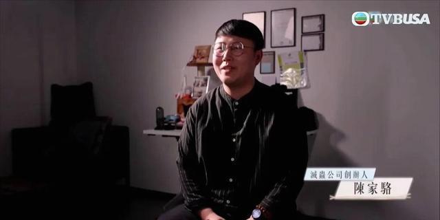 足球报:新鹏城最近两年半换了5个主帅,连年引援大多失败
