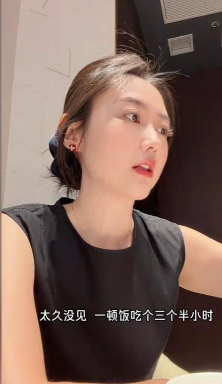 宏远新消息！小陈总上上签，胡明轩重回中国男篮，名宿首谈朱总下课！