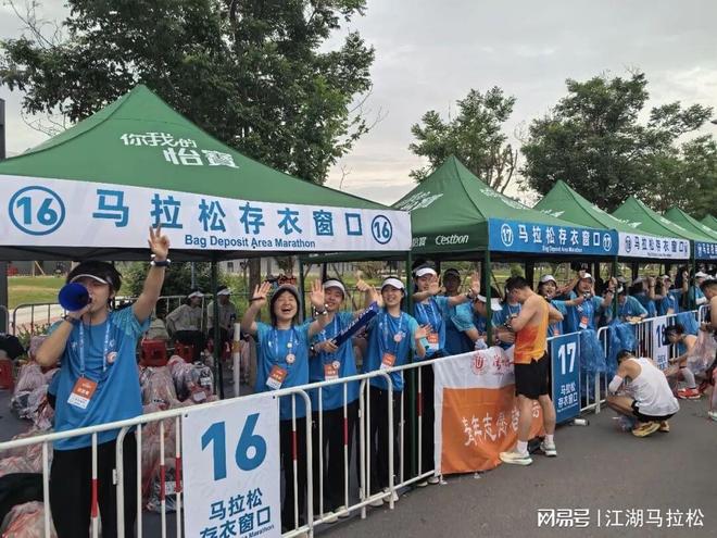 巴萨队长阿劳霍租借加盟利物浦,被称"理想操作"