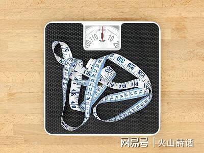 鲁媒:山东签下祝铭震和杨文学后,还在积极接触有实力的国内球员