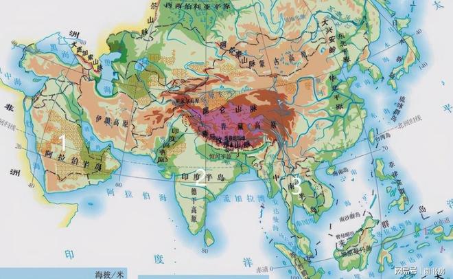 中国U18男篮双杀加拿大5连胜收官 张懿赵杰24分李俊贤7中7