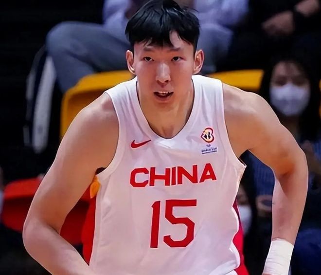 铁人攻防核心缺阵,瓦吉奇争口气,申花连踢保级大战,拒绝三连败