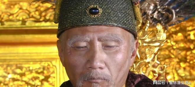 患者的钱,就是这样进了他们的“口袋”!所以为什么看不起病?