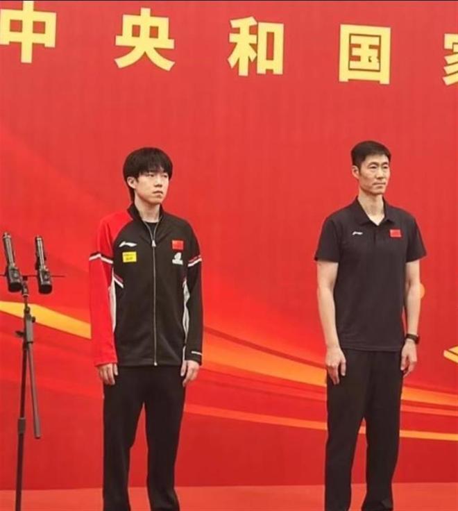 诺斯科娃进决赛:学好发接发走遍天下都不怕,请认准捷克技校!