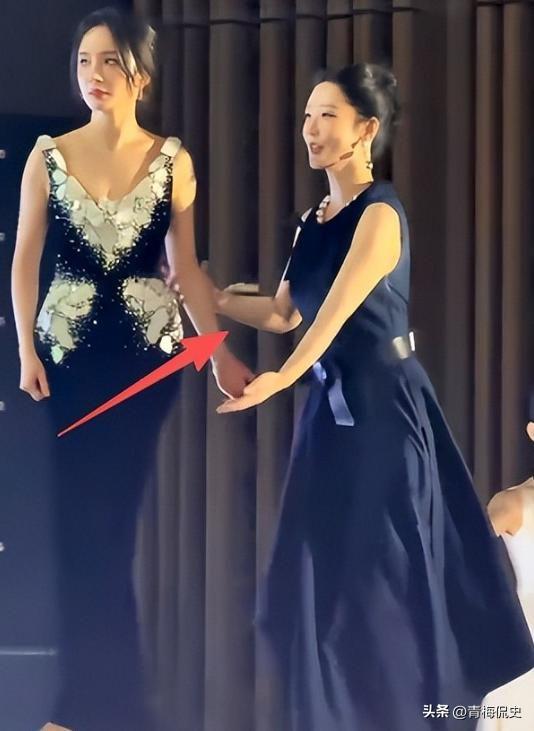蓉城本轮踢铜梁龙为何就换了一个人?主帅赛后给出答案,引发热议