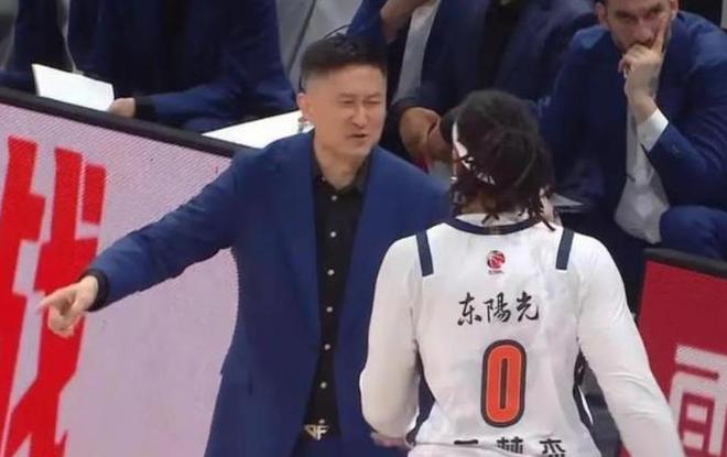 升级不减价!2027款凯美瑞上市,13.18万起却被网友吐槽减配